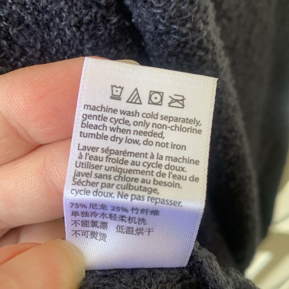 Barefoot Dreams CozyChic Lite Island Wrap - Picture 13 of 13